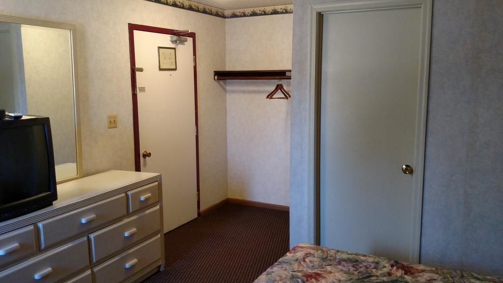 Colonade Motel East Windsor Kamer foto