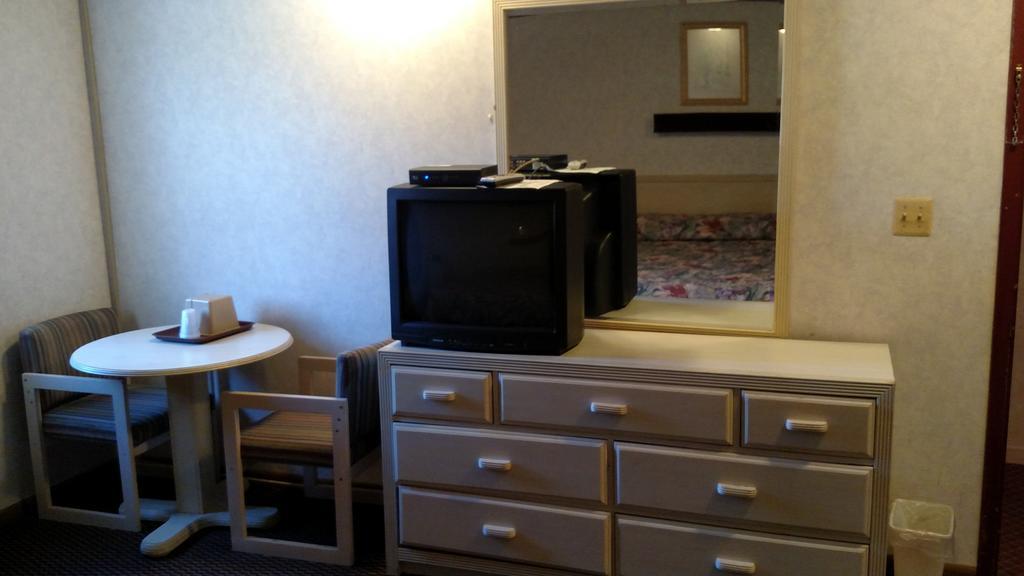Colonade Motel East Windsor Kamer foto