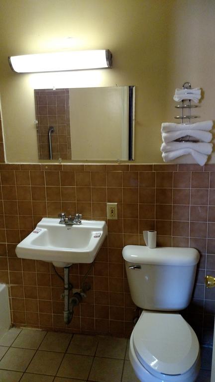 Colonade Motel East Windsor Kamer foto